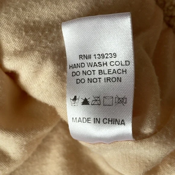 Tuckernuck Rollins Teddy Fleece Sherpa Pullover - Picture 9 of 10